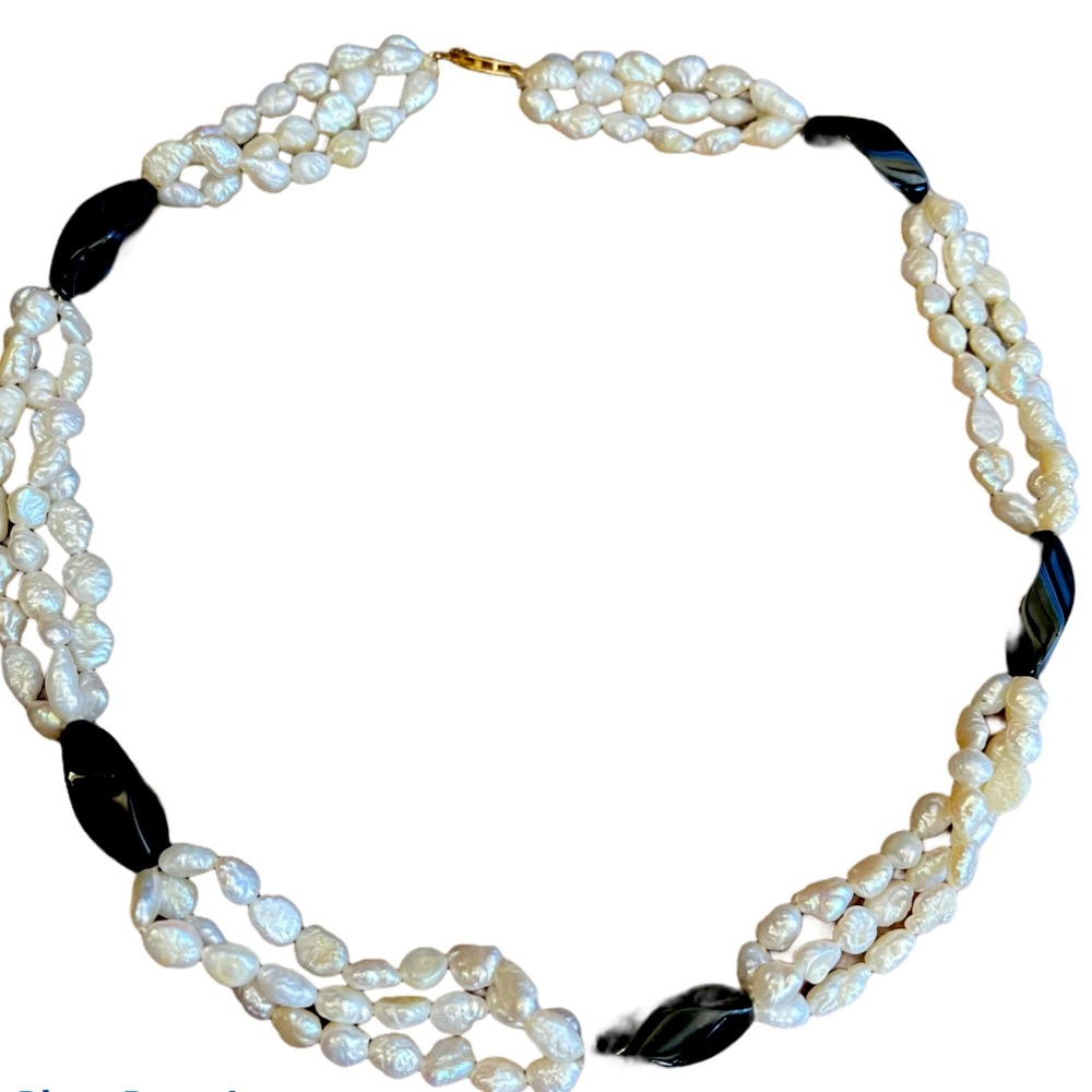 Rice Pearl and Onyx Necklace